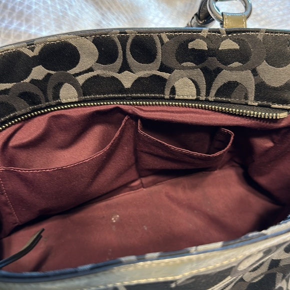 Coach Black and Gray Signature Optic Gallery Tote - Picture 8 of 12